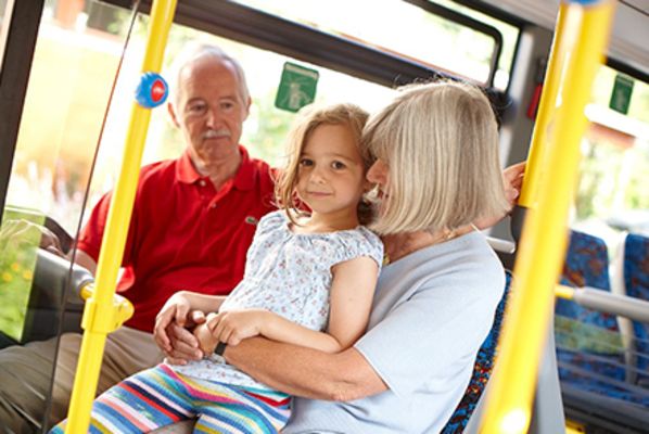 Senioren in Bus